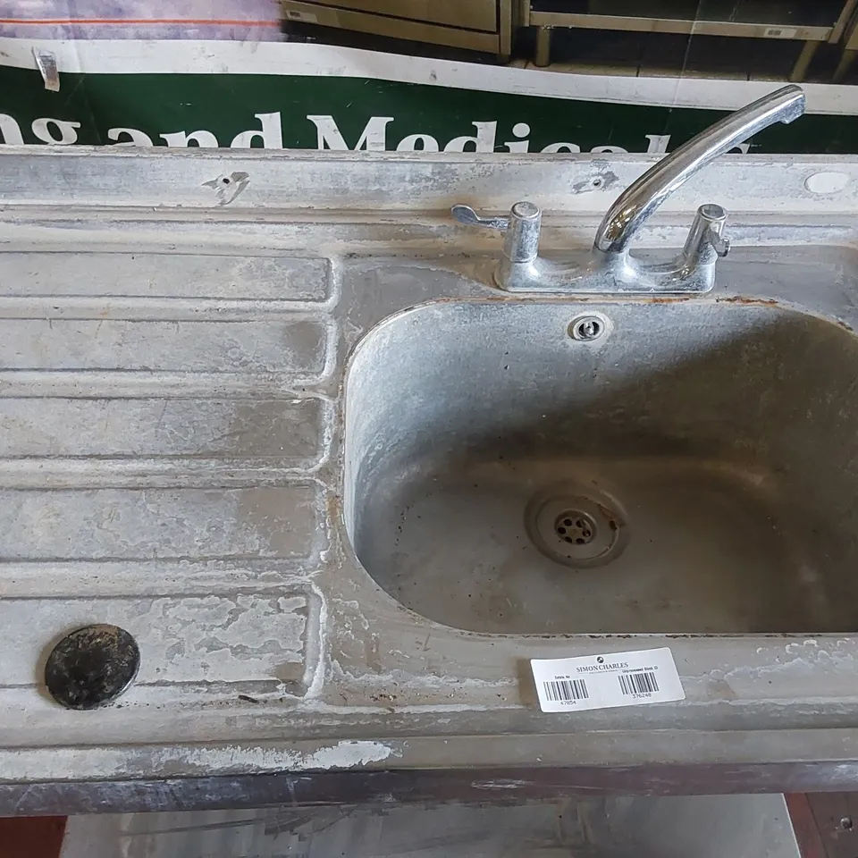 METAL KITCHEN SINK STATION