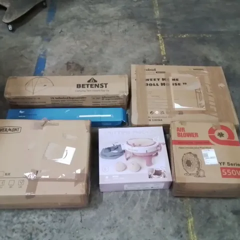 PALLET OF ASSORTED ITEMS TO INCLUDE: DOLL HOUSE, AIR BLOWER, KNITTING MACHINE, LED AQUARIUM LIGHT, CAMPING TENT ECT