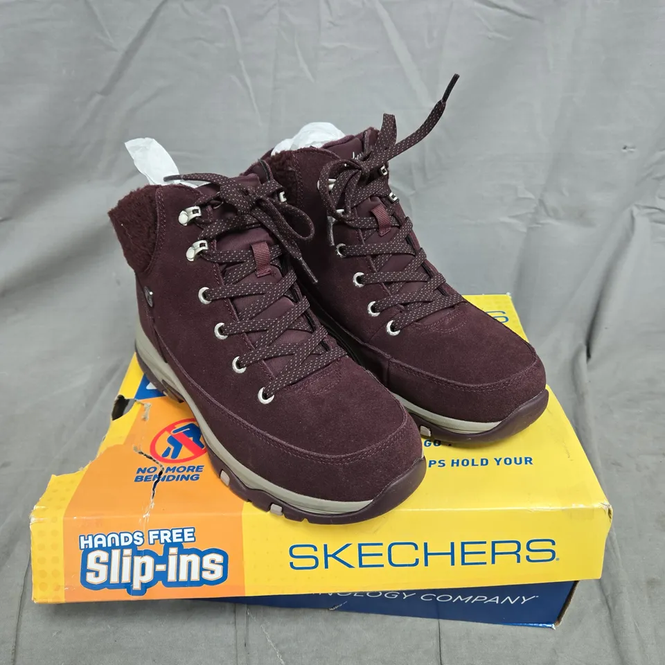 SKECHERS TREGO WATERPROOF SLIP-INS BOOT - 5.5