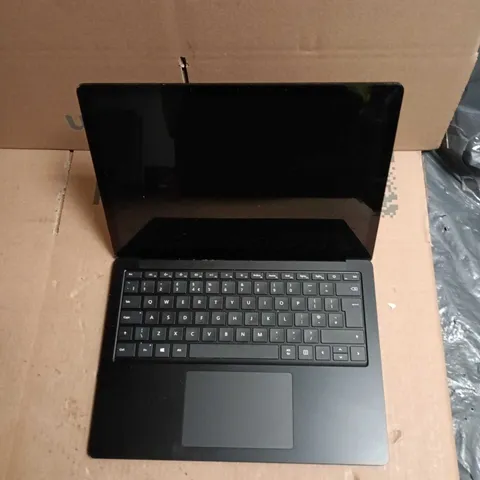UNBOXED MICROSOFT SURFACE LAPTOP 3 13.5IN I7-1065G7 16GB RAM 256GB SSD – BLACK