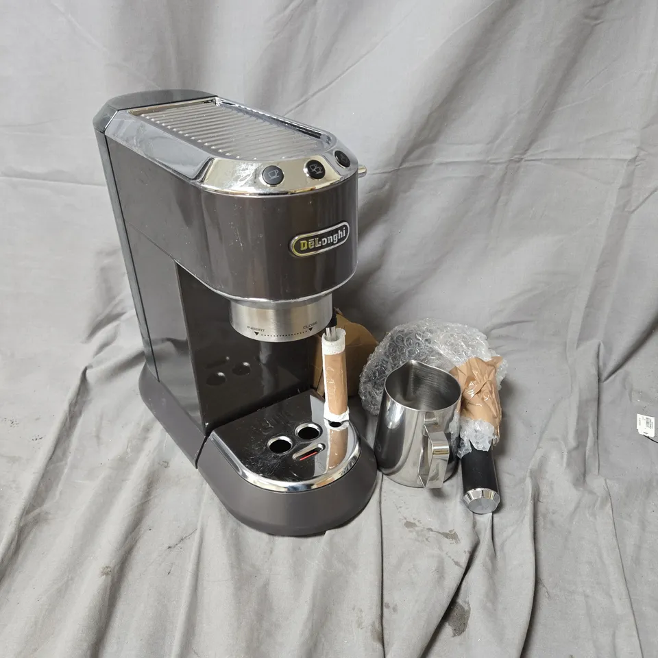 DE LONGHI EC885.GY PUMP ESPRESSO
