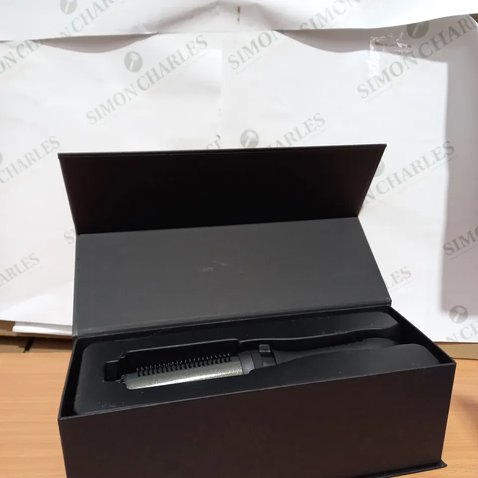 REVAMP PROGLOSS BIG VOLUME AND WAVE HOT CERAMIC BRUSH