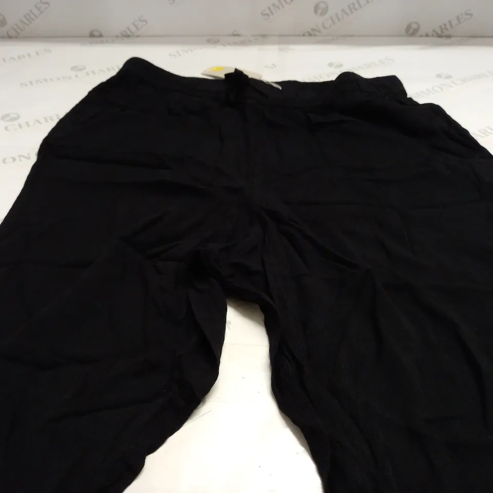 BODEN PULL-ON CRINKLE TROUSERS IN BLACK - UK 16