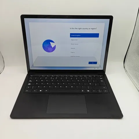 UNBOXED MICROSOFT SURFACE LAPTOP IN BLACK - MODEL 1959