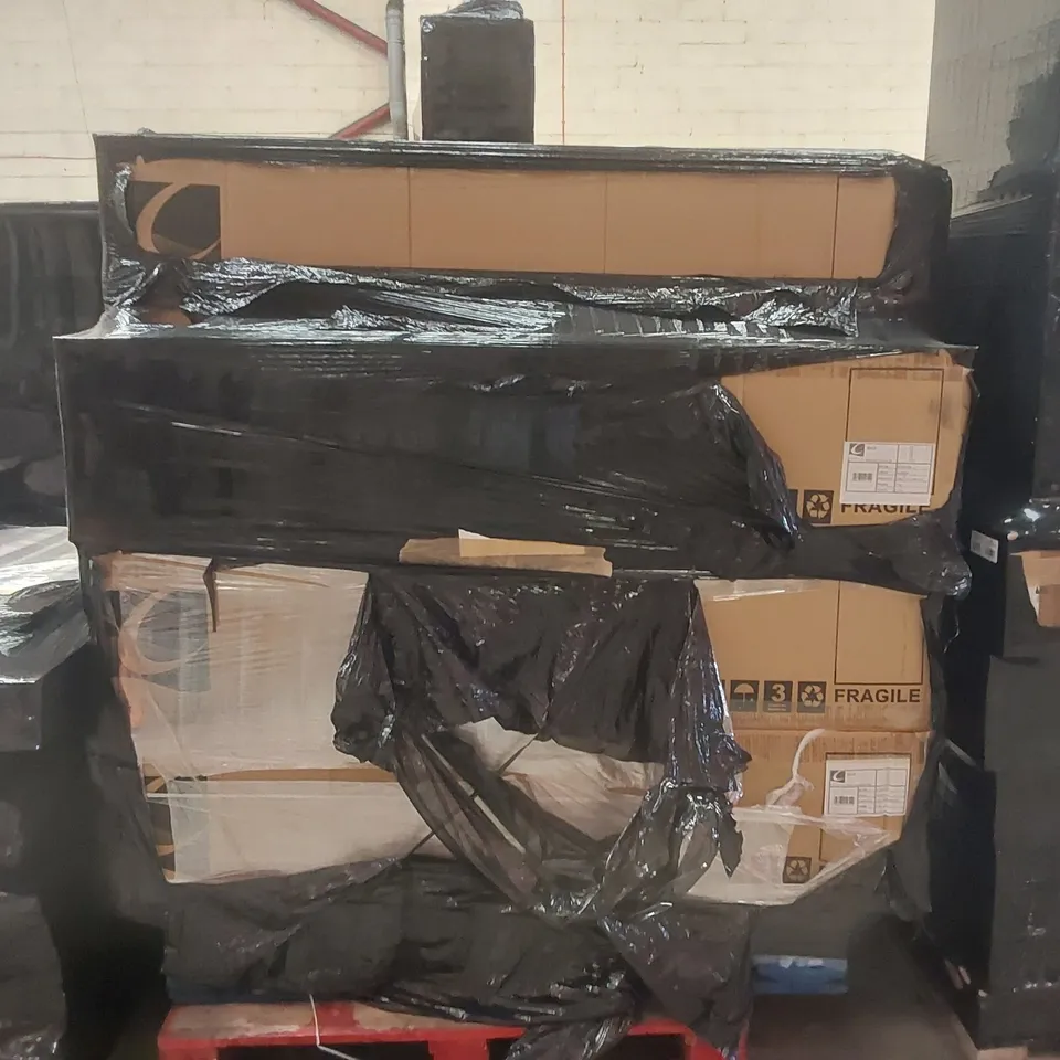 PALLET CONTAINING A LARGE QUANTITY OF BATHROOM FURNITURE PARTS INCLUDING: CALYPSO SAVENA WALL UNITS ECT