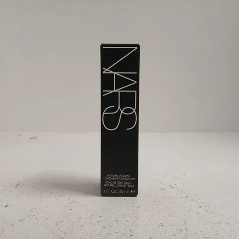 NARS NATURAL RADIANT LONGWEAR FOUNDATION – MEDIUM 2 SANTE FE (30ML)