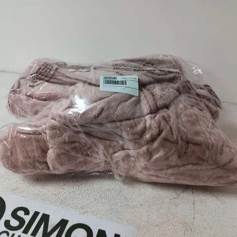 COZEE HOME FAMILY SIZED FAUX FUR & VELVETSOFT HEATED THROW UNBOXED