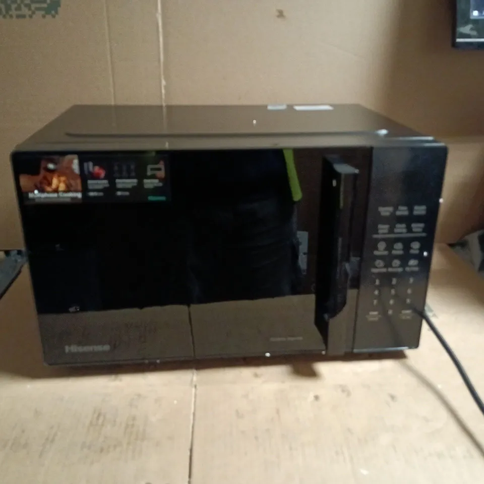 HISENSE MICROWAVE OVEN 900W 25L BOXED