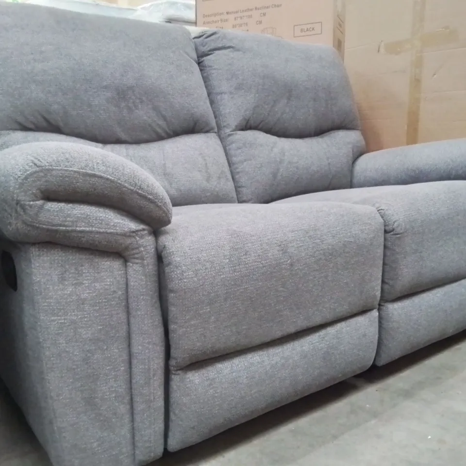 QUALITY DESIGNER GREY FABRIC UPHOLSTERED 2 SEATER MANUAL RECLINING SOFA