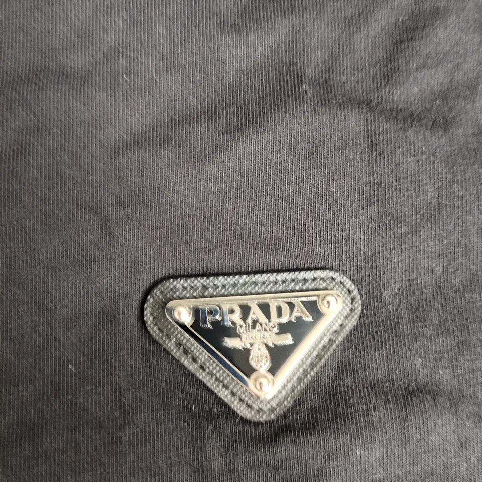 PRADA T-SHIRT – BLACK – SIZE L