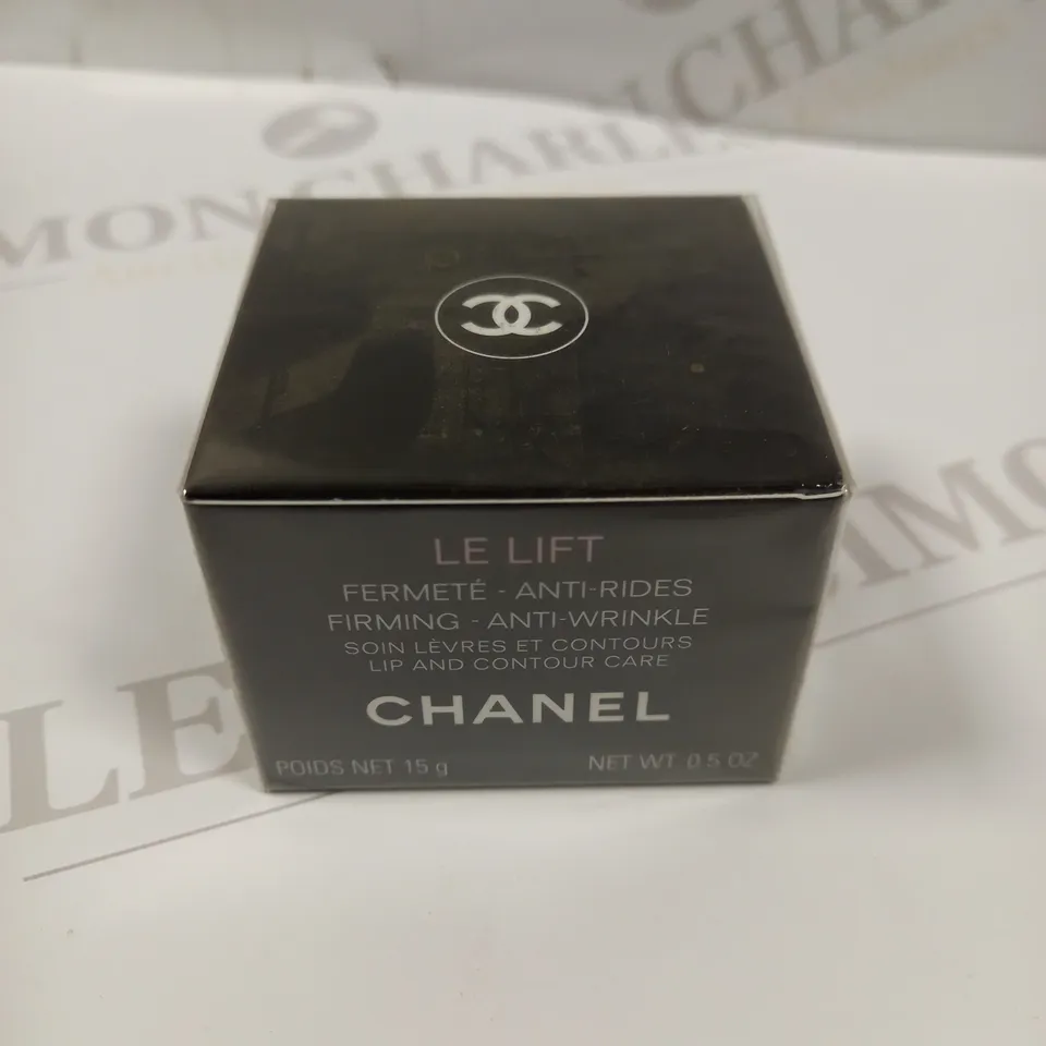 CHANEL- LE LIFT LIP & CONTOUR CARE 15G