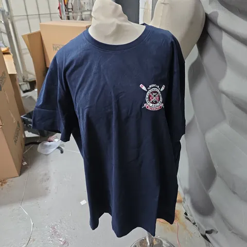 CREW CLOTHING COMPANY NAVY T-SHIRT WITH CREST LOGO – XXL