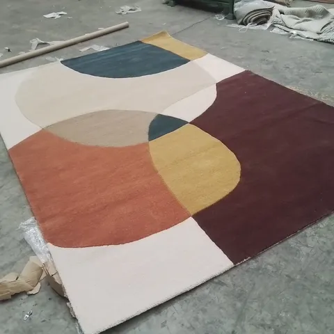 QUALITY DESIGNER AREA RUG - APPROXIMATELY 290X200CM