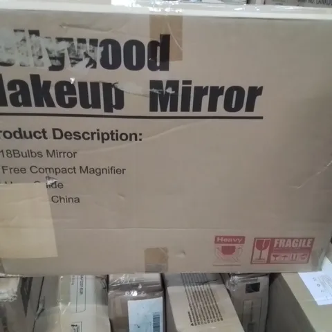 BOXED MAKE-UP MIRROR