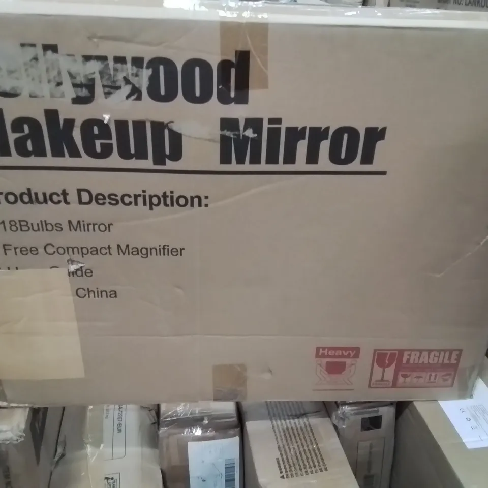 BOXED MAKE-UP MIRROR