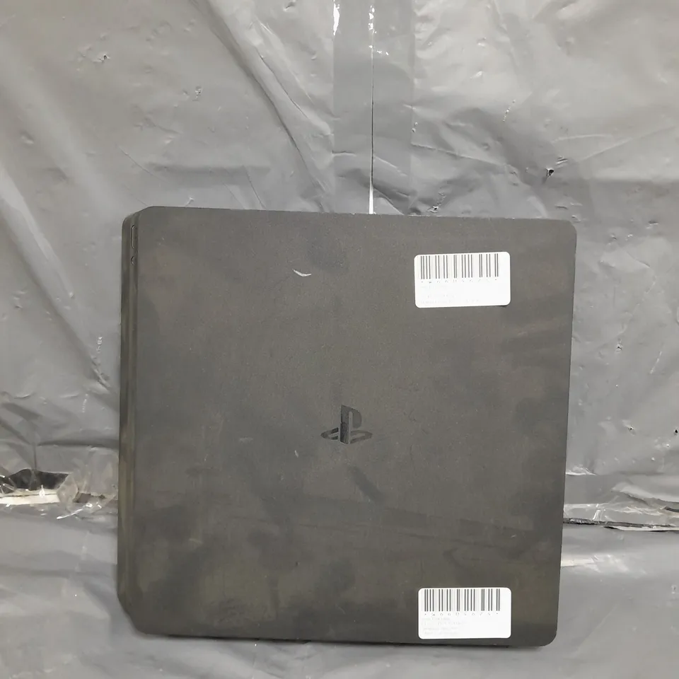 SONY PS4 SLIM 