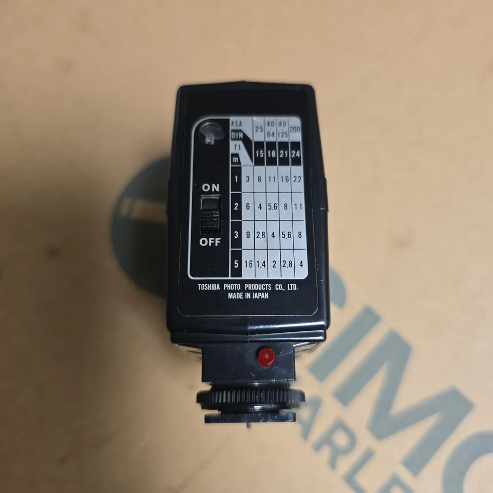 TOSHIBA 201 PHOTO PRODUCTS EXTERNAL FLASH UNIT 