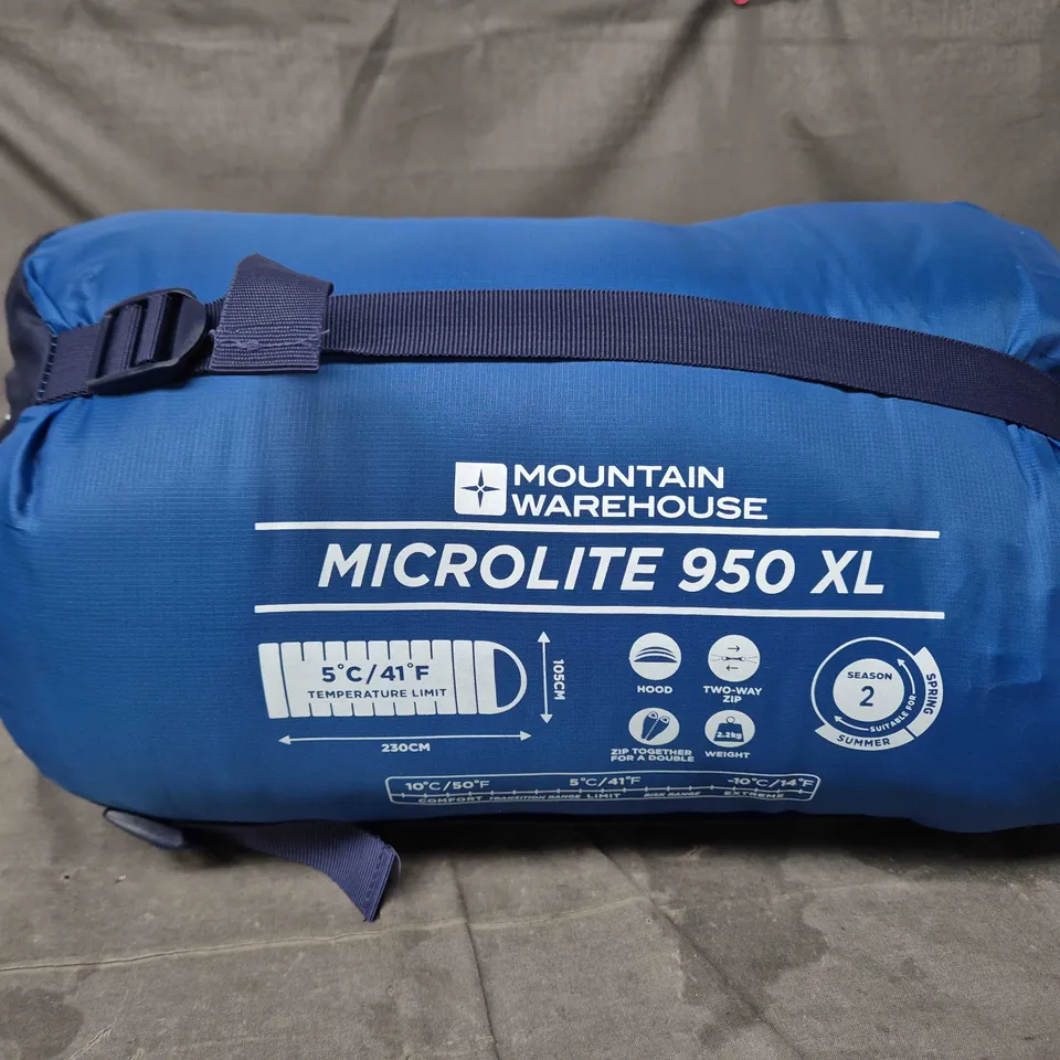 MOUNTAIN WAREHOUSE MICROLITE 950 XL SLEEPING BAG – BLUE (SQUARE)