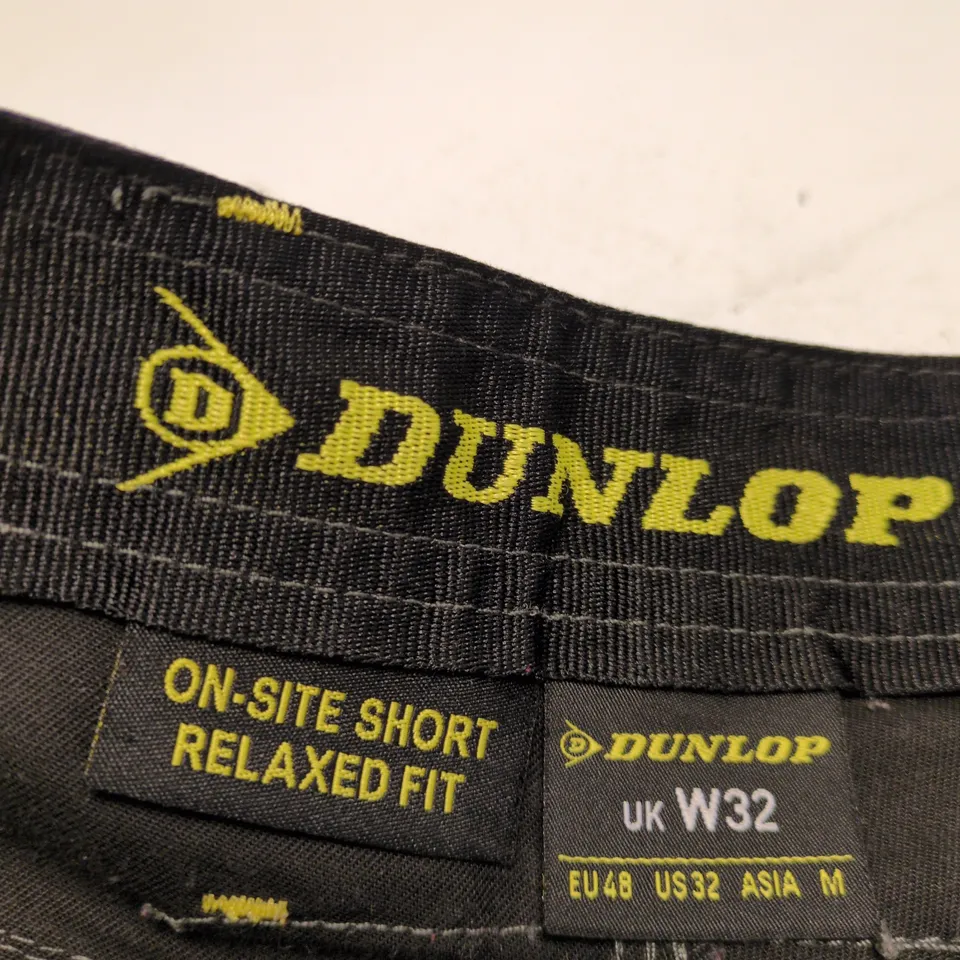 DUNLOP ON-SITE SHORT – RELAXED FIT, BLACK, UK 32 (US 32 / EU 48)