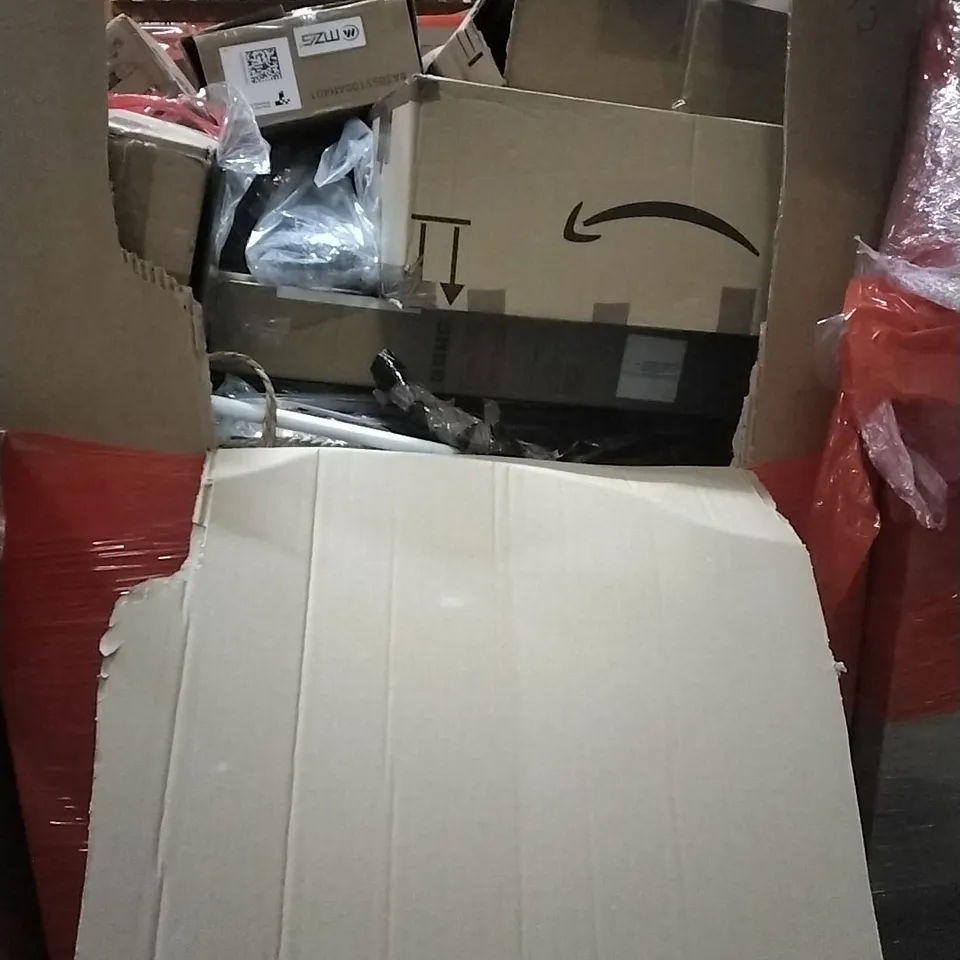 PALLET OF HOUSEHOLD ITEMS TO INCLUDE CHEFMAN ESPRESSO MACHINE, VACUUM STAND,CHRISTMAS TREE AND OTHER ASSORTED ITEMS...