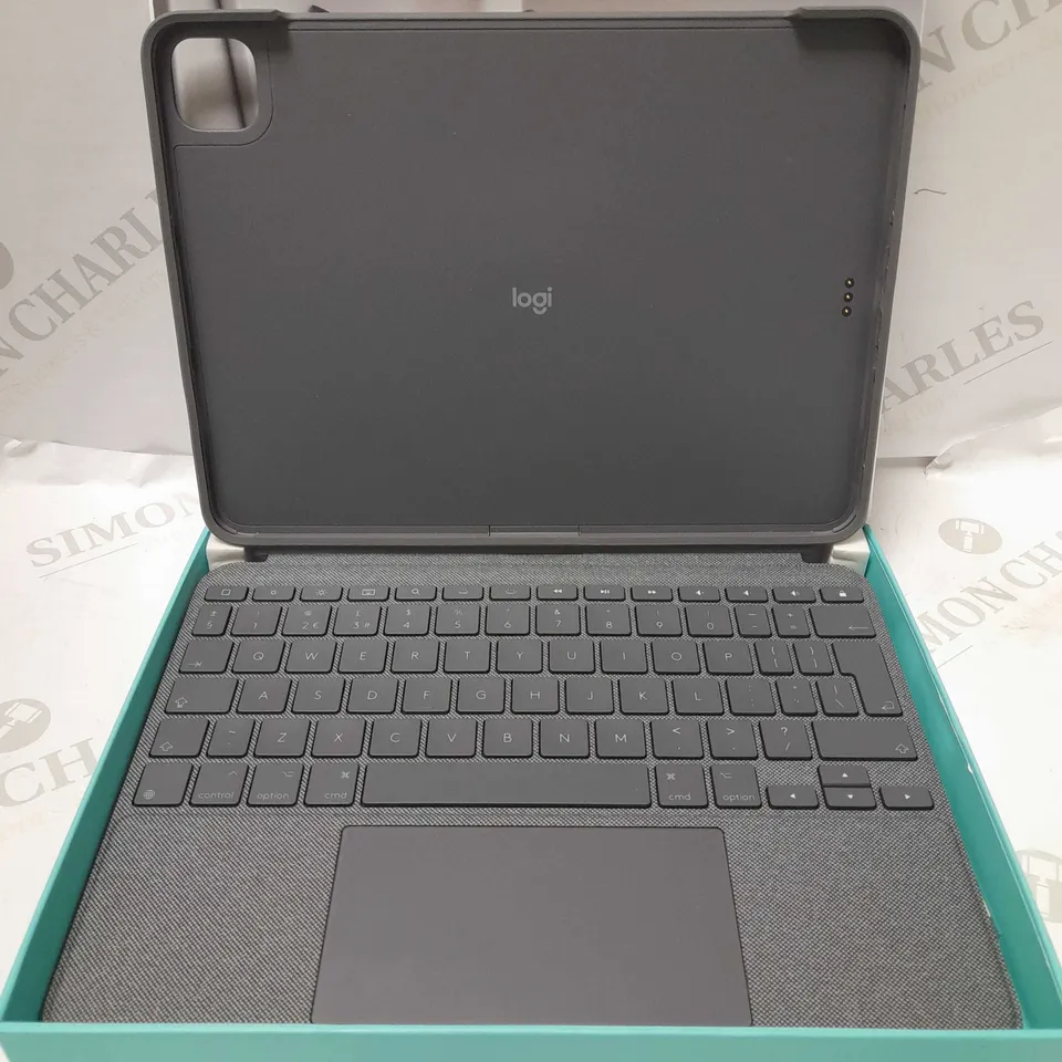 LOGITECH COMBO TOUCH IPAD PRO 11" KEYBOARD CASE