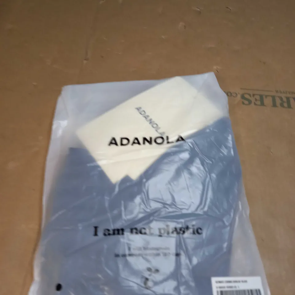 ADANOLA ULTIMATE LEGGINGS SIZE S
