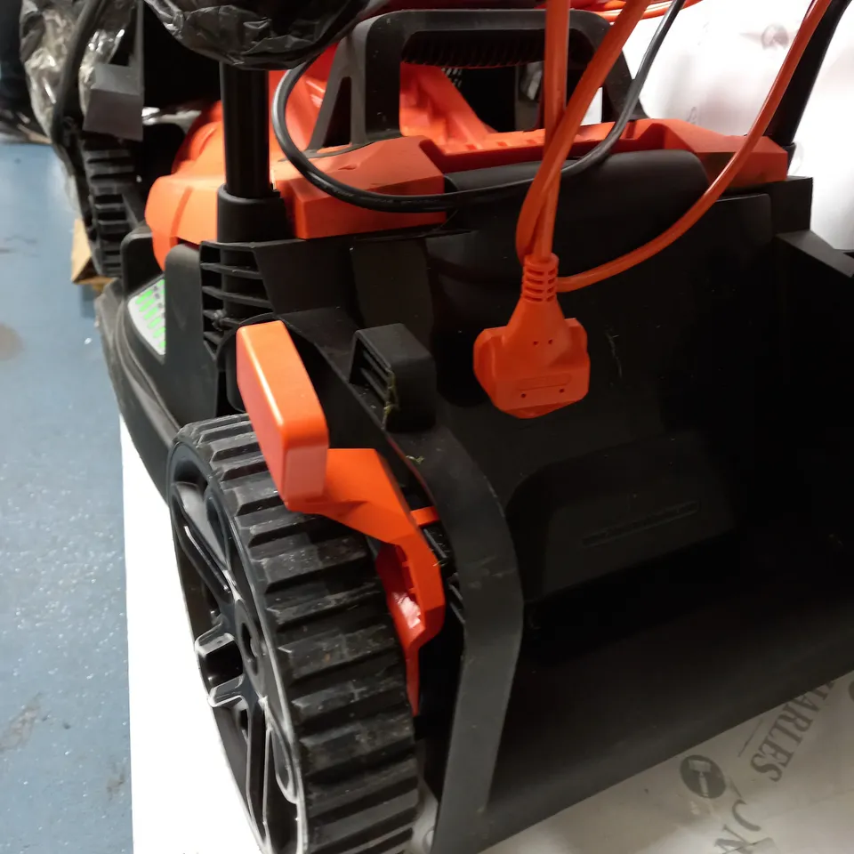 BLACK MAND DECKER LAWNMOWER - BLACK AND ORANGE - COLLECTION ONLY 