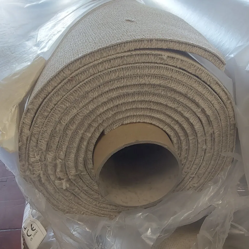 ROLL OF QUALITY ROYAL VELVET BEAUMONT CARPET - APPROXIMATELY 5.51 x 5m