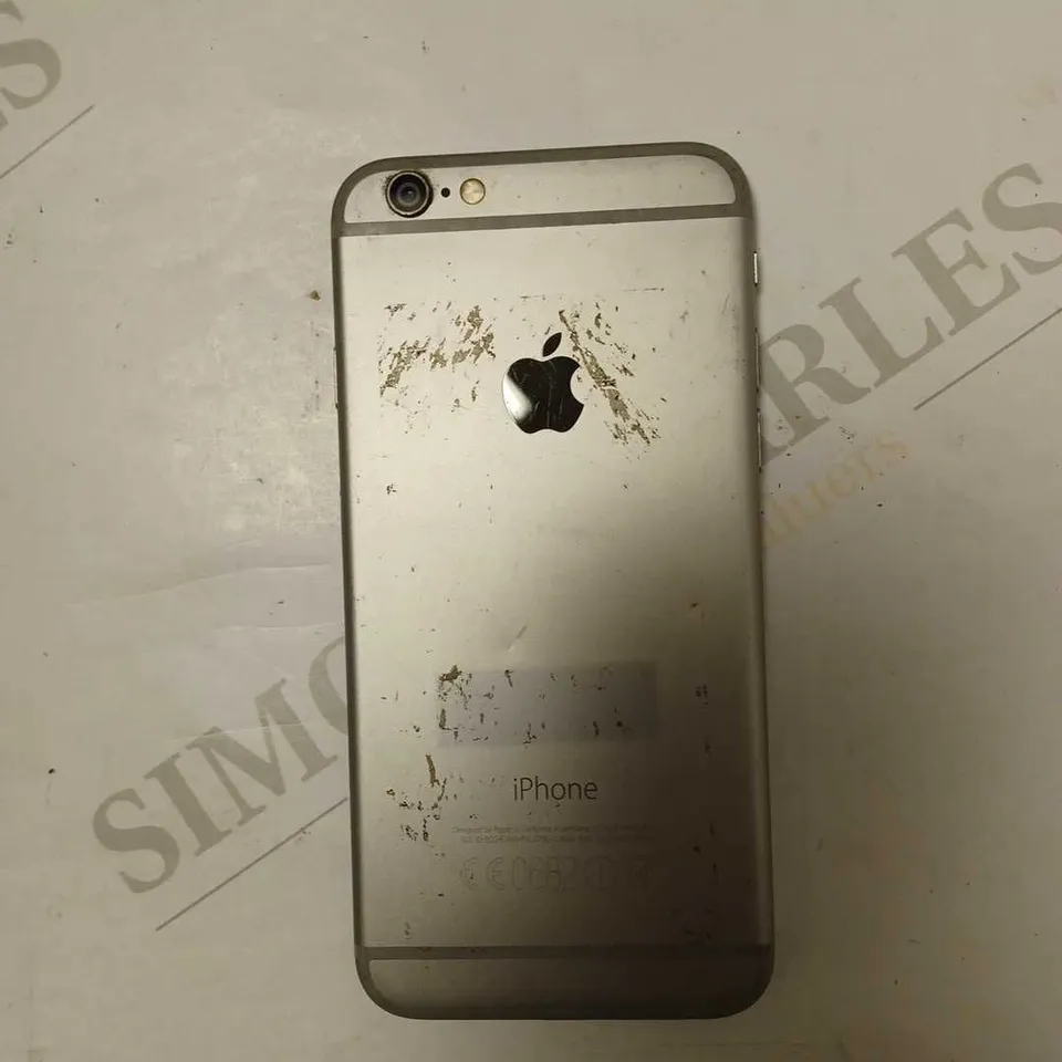 APPLE IPHONE 6 (A1586)