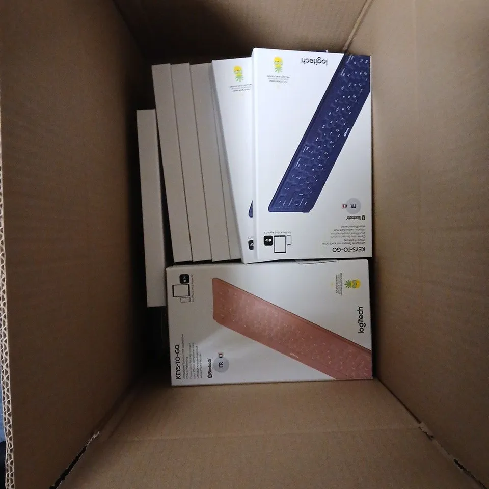 BOX OF APPROXIMATELY 20 LOGITECH KEYS TO GO ASSORTED COLOURS 