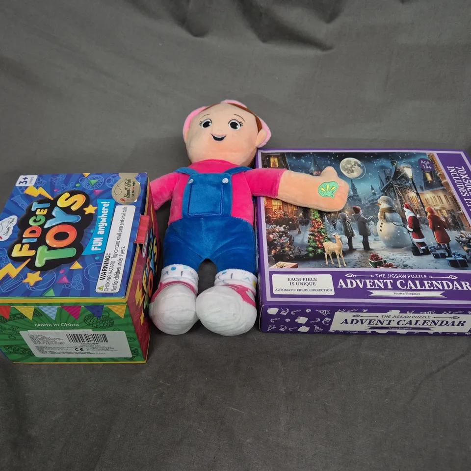 LARGE BOX OF ASSORTED TOYS AND GAMES TO INCLUDE TEDDIES, JIGSAWS AND FIDGET TOYS