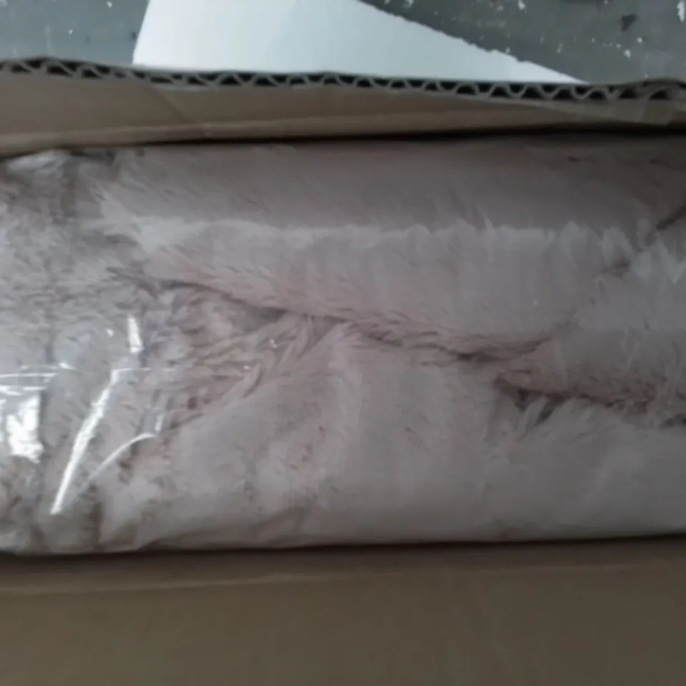 COZEE HOME HEATED BLANKET IN PINK