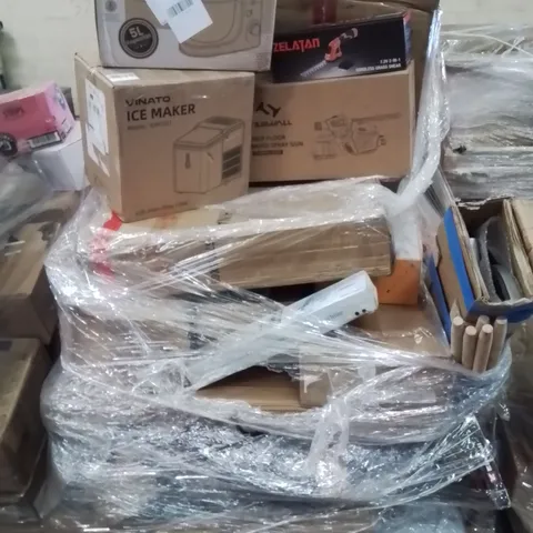 PALLET CONTAINING VARIOUS ASSORTED BOXED ITEMS TO INCLUDE, MINI HEDGE TRIMMER, ICE MAKER, STAINLESS STEEL STAND MIXER, FLOOR BASED SPRAY GUN AND LOTS MORE UNMARKED BOXED ITEMS