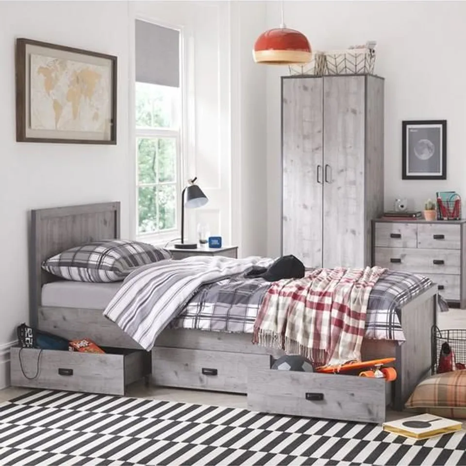 BOXED JACKSON SINGLE BED WETHERED GREY (2 BOXES)