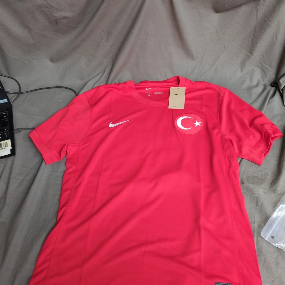 NIKE DRI-FIT TÜRKIYE KIT  – TAG ATTACHED UK 2XL
