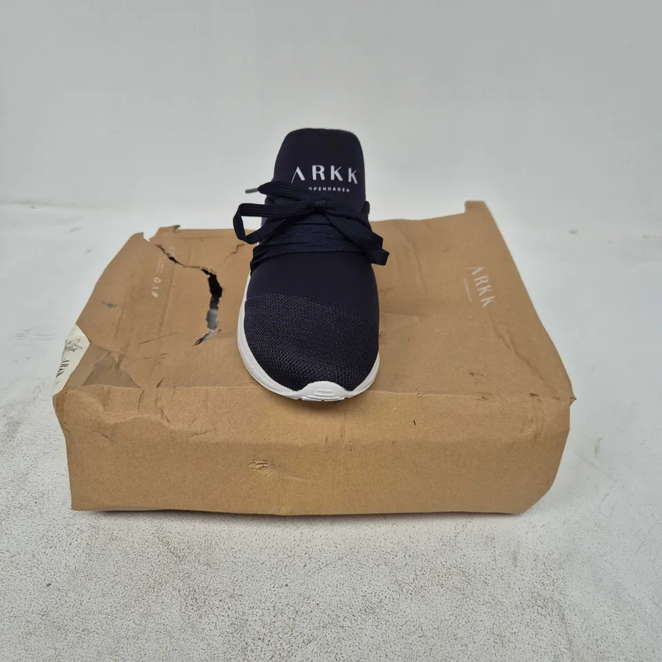BOXED PAIR OF ARKK RAVEN MESH MIDNIGHT TRAINERS - EU 38