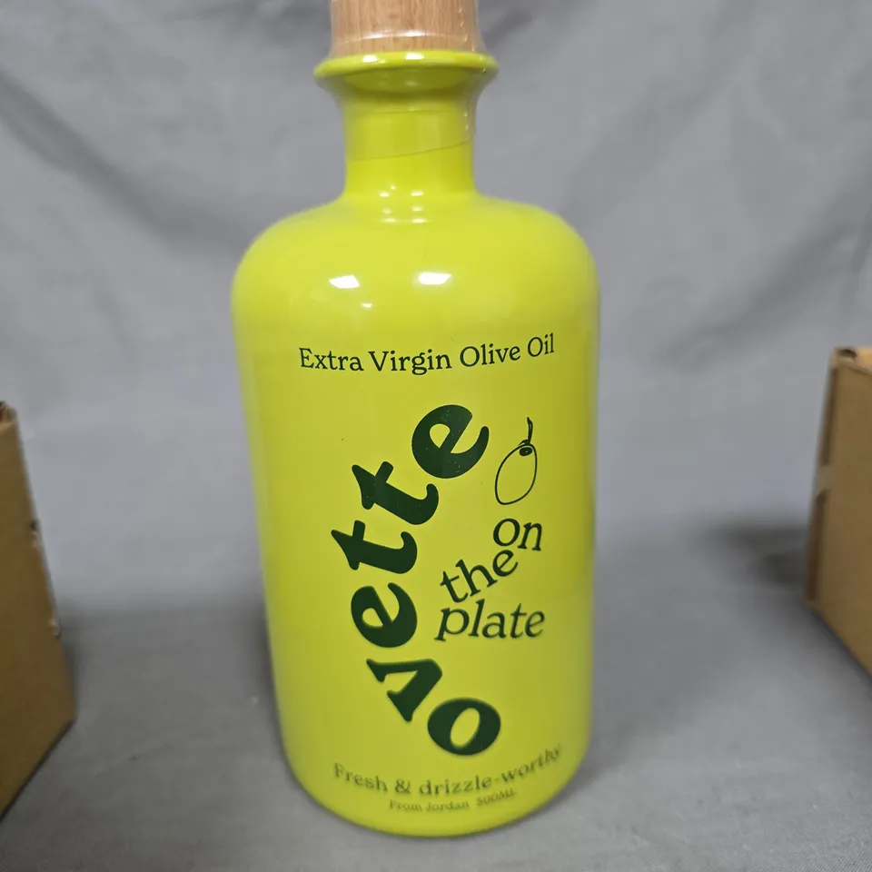 LOT OF 2 ON THE PLATE OVETTA 500ML EXTRA VIRGIN OLIVE OILS