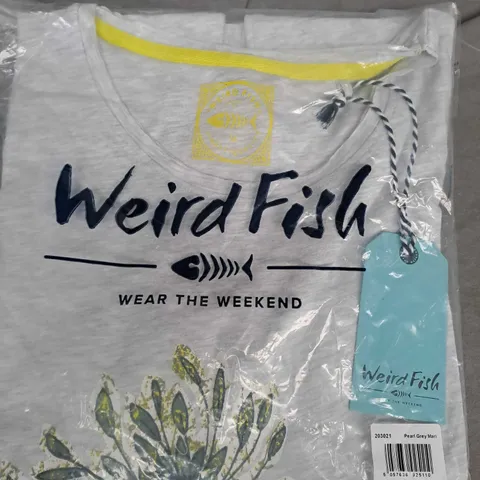 BAGGED WEIRD FISH SEAHEADS ORGANIC GRAPHIC TEE IN PERAL GREY MARL - SIZE 16