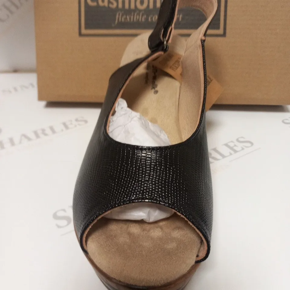 BOXED CUSHION WALK HEELED SLIP ON SANDALS - SIZE 4