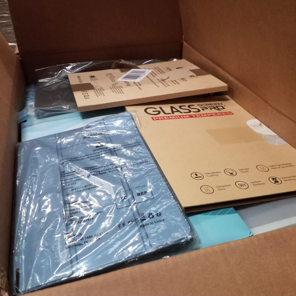 PALLET OF 20 BOXES CONTAINING ASSORTED TABLET CASES