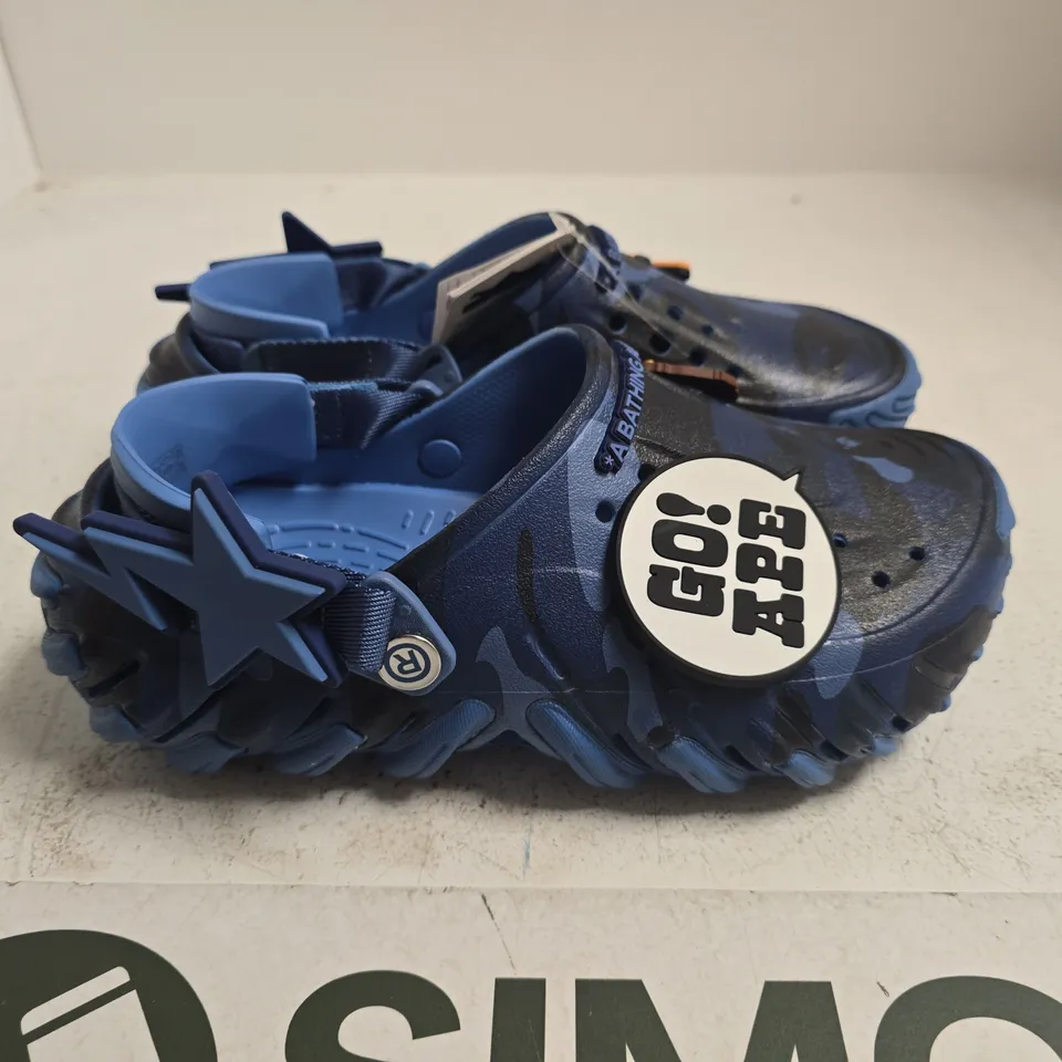 A BATHING APE CLASSIC CROCS - UK SIZE 6