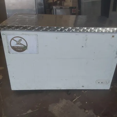 CAPITAL COOLING COMMERCIAL CHEST FREEZER