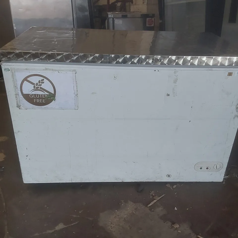 CAPITAL COOLING COMMERCIAL CHEST FREEZER