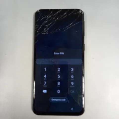 SAMSUNG GALAXY A40 SMARTPHONE