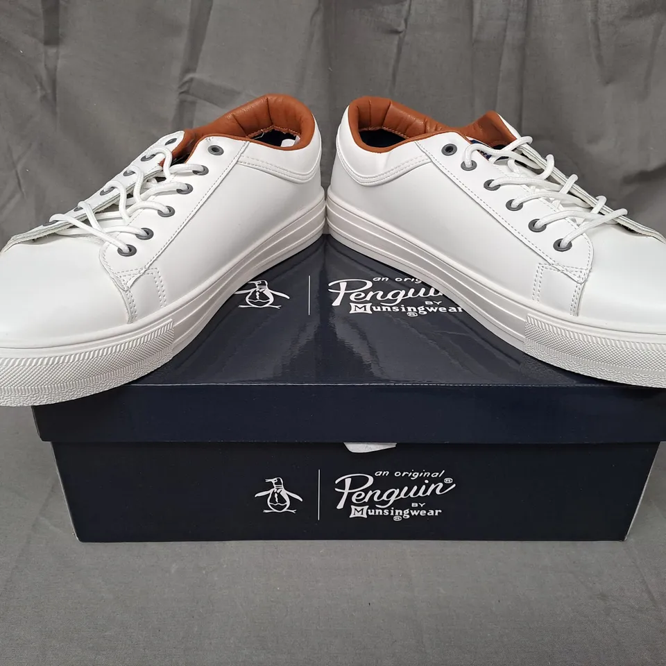 BOXED PAIR OF PENGUIN SHOES IN WHITE/NAVY SIZE 11