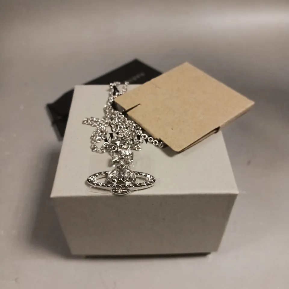 VIVIENNE WESTWOOD MAYFAIR BAS NECKLACE