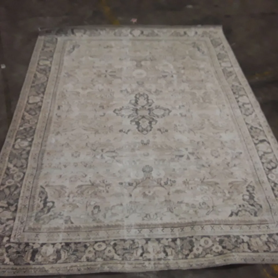 QUALITY DESIGNER AREA RUG 210X160CM APPROXIMATELY 