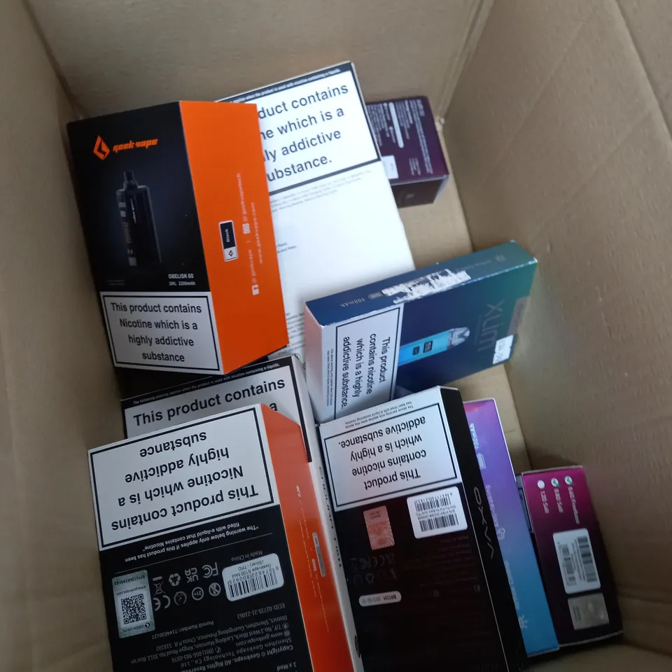 BOX OF APPROXIMATELY 10 ASSORTED E-CIG PRODUCTS TO INCLUDE ASPIRE, OXVA, ENDURA ETC