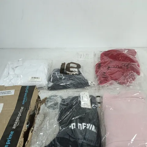 BOX OF APPROXIMATELY 20 ASSORTED ITEMS INCLUDING ONLINE HOME SHOP BRUSHED RIB MAXI CARDIGAN, TOM TAILOR T SHIRT AND KENDAL AND KYLIE ACTIVE VELVET UNEVEN CROPPED TOP