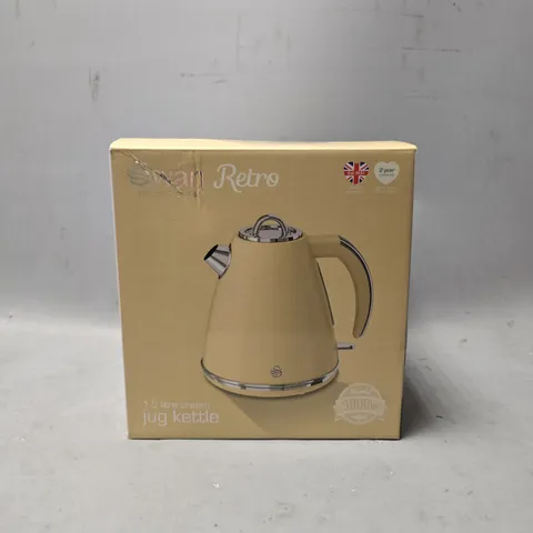 BOXED SWAN RETRO 1.5L JUG KETTLE